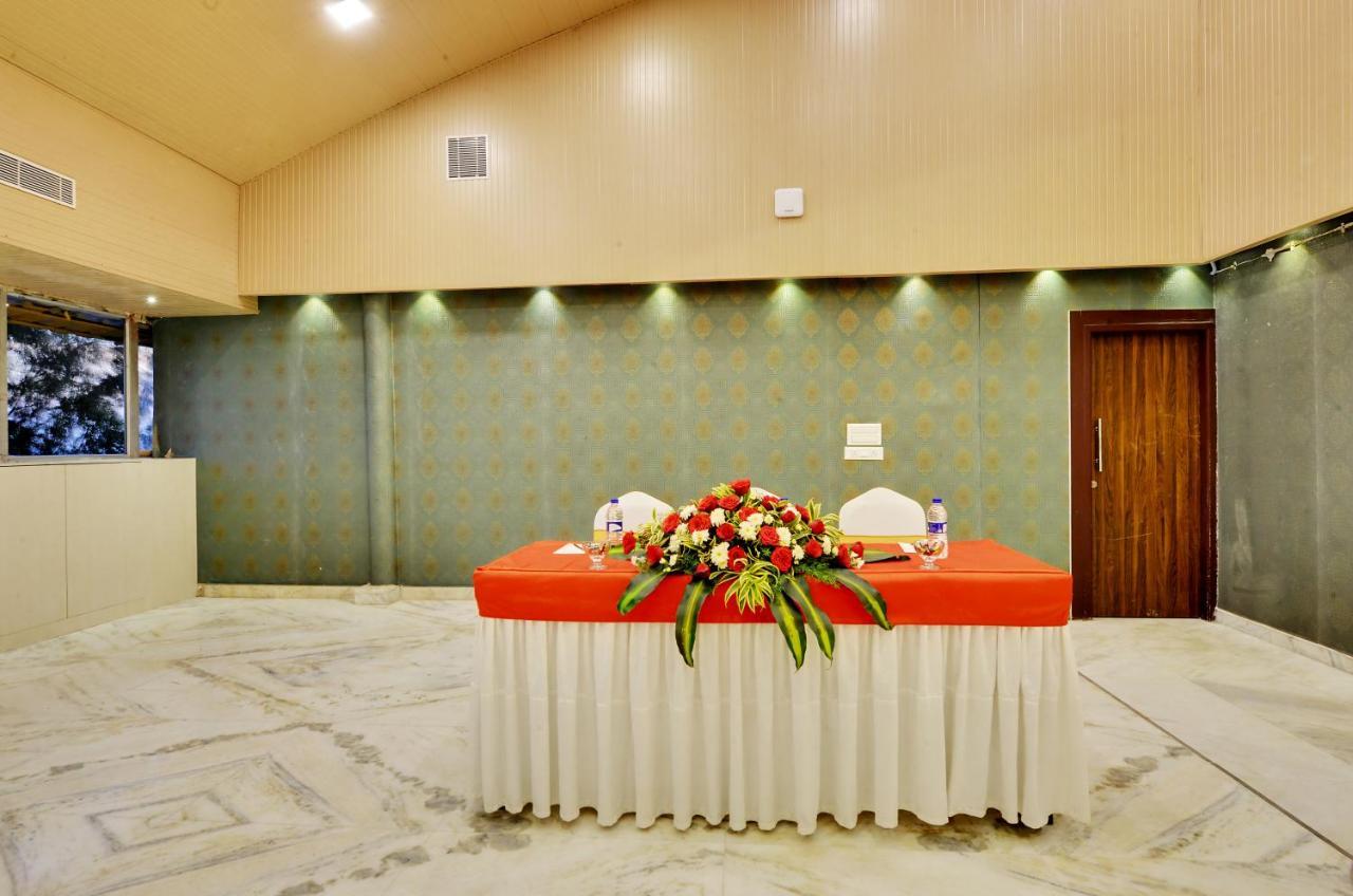 Manpho Bell Hotel & Convention Center Bangalore Exterior photo