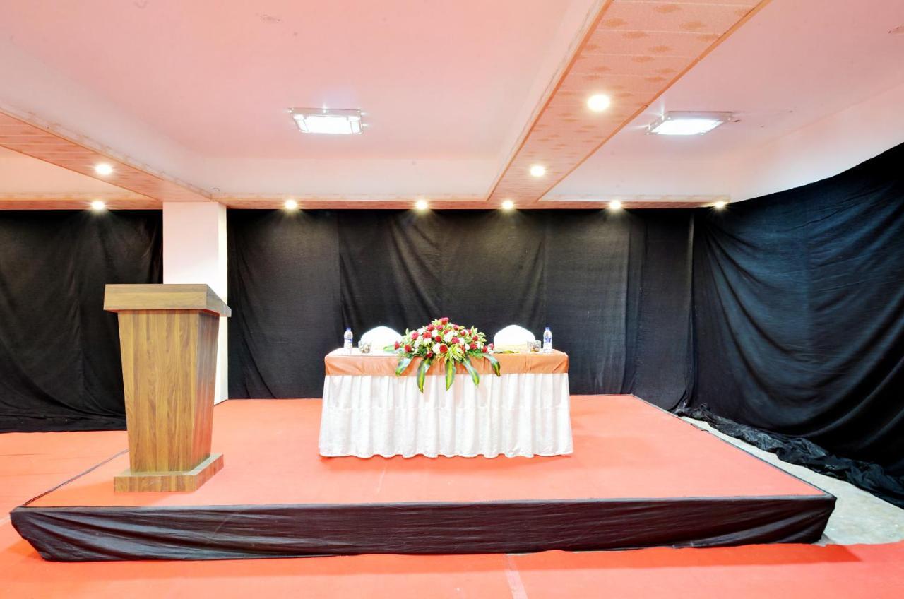 Manpho Bell Hotel & Convention Center Bangalore Exterior photo