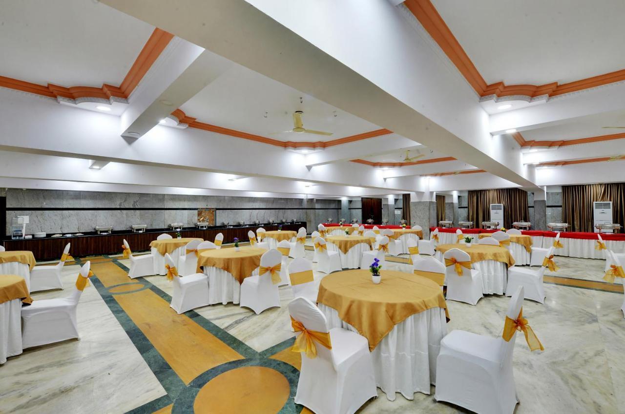 Manpho Bell Hotel & Convention Center Bangalore Exterior photo